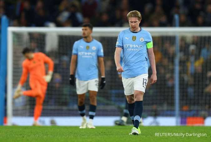 Nyanyian Pemecatan Pep Guardiola Berkumandang di Anfield, Pasca Dihajar The Reds