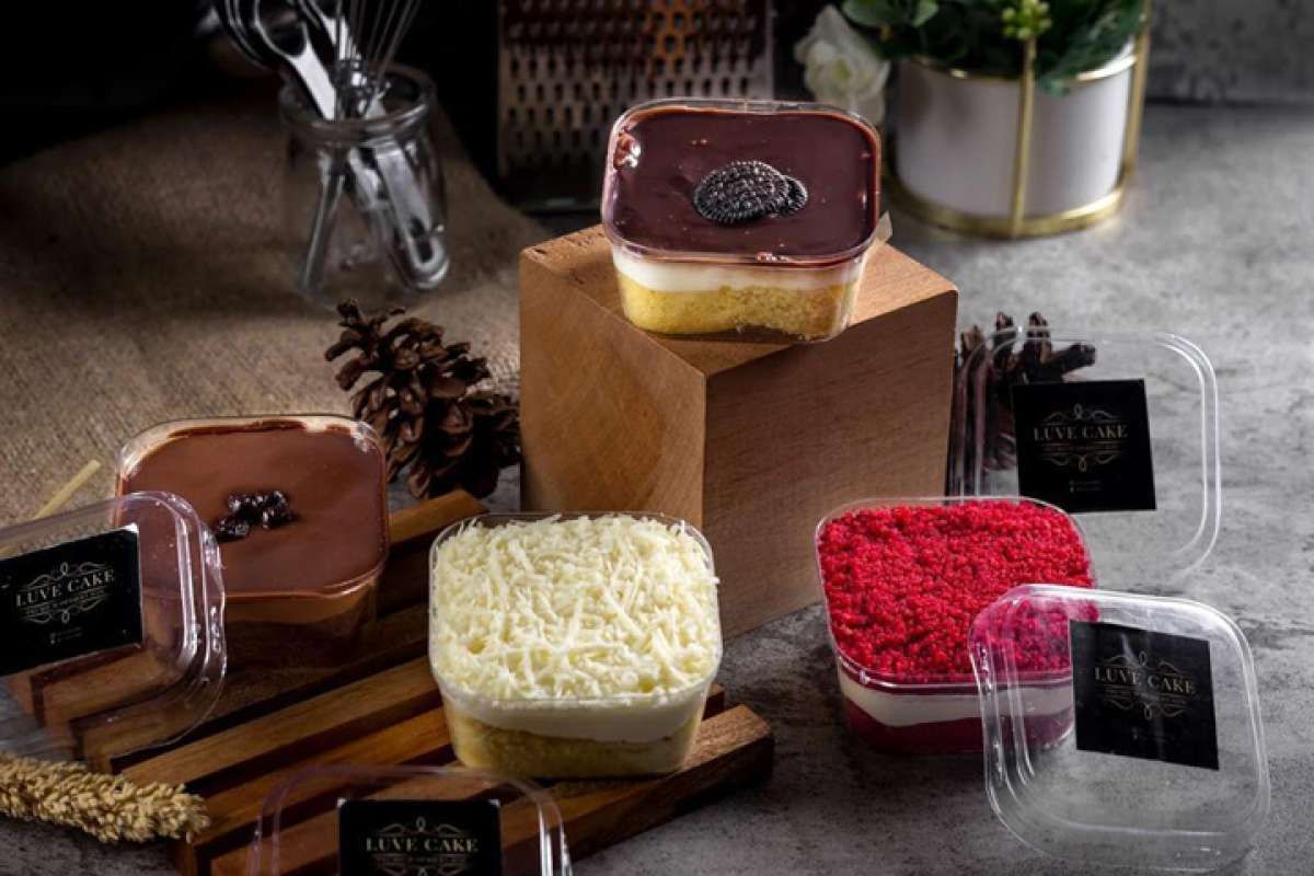 Mencicip Manisnya Laba Jualan Dessert Box di Kala Pandemi