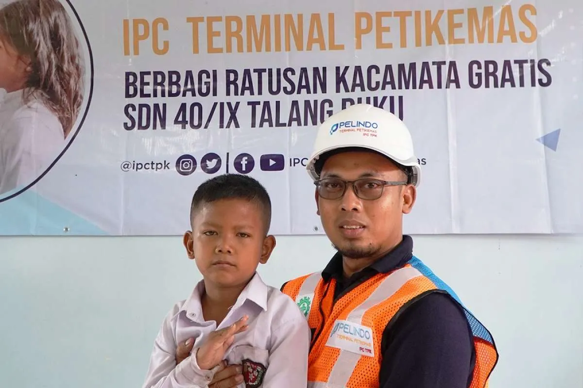 Jambi Jadi Lokasi Terakhir Rangkaian IPC TPK Berbagi Kacamata Gratis