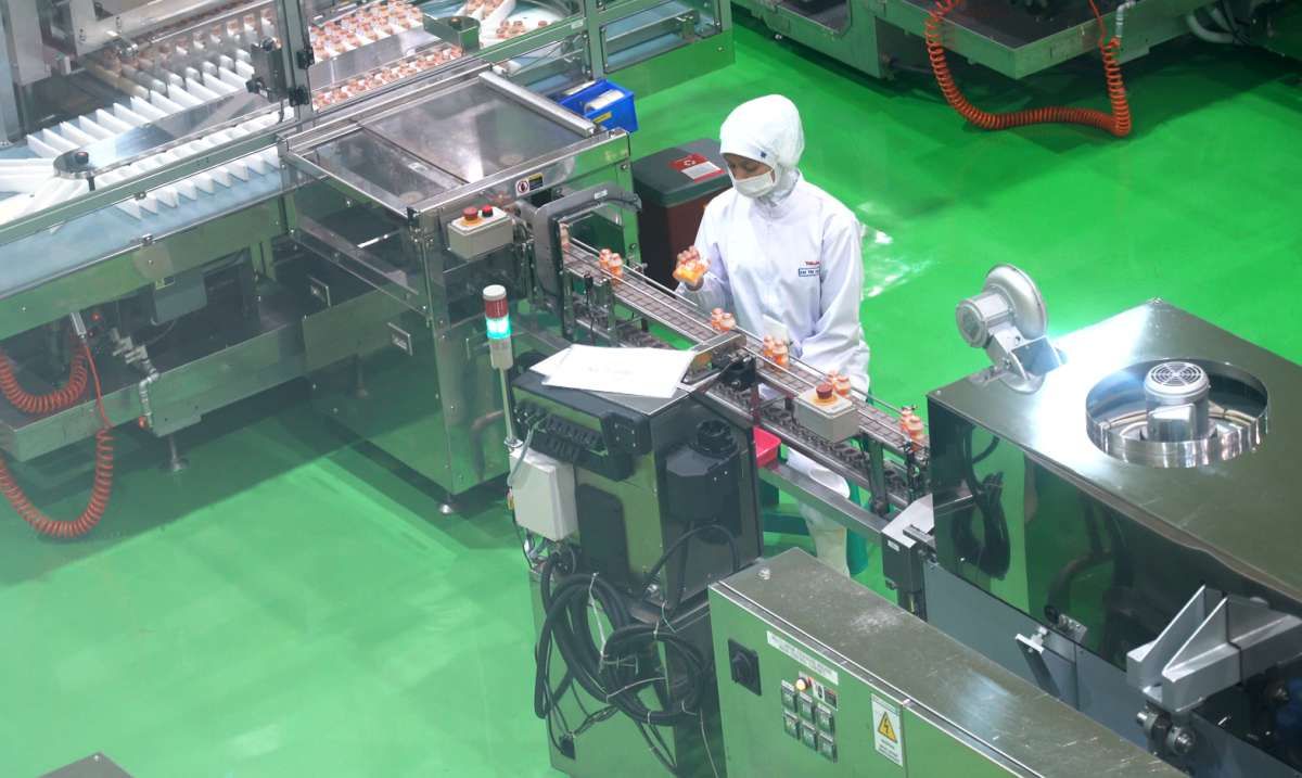 Mencari Jalan Agar Botol Yakult Bisa Kembali Pulang