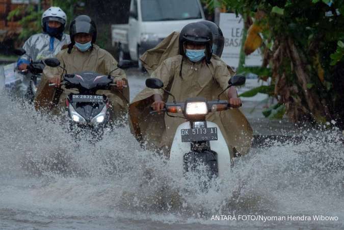Ramalan BMKG Cuaca Besok di Jawa & Bali: Denpasar Hujan Ringan, Bandung Hujan Sedang