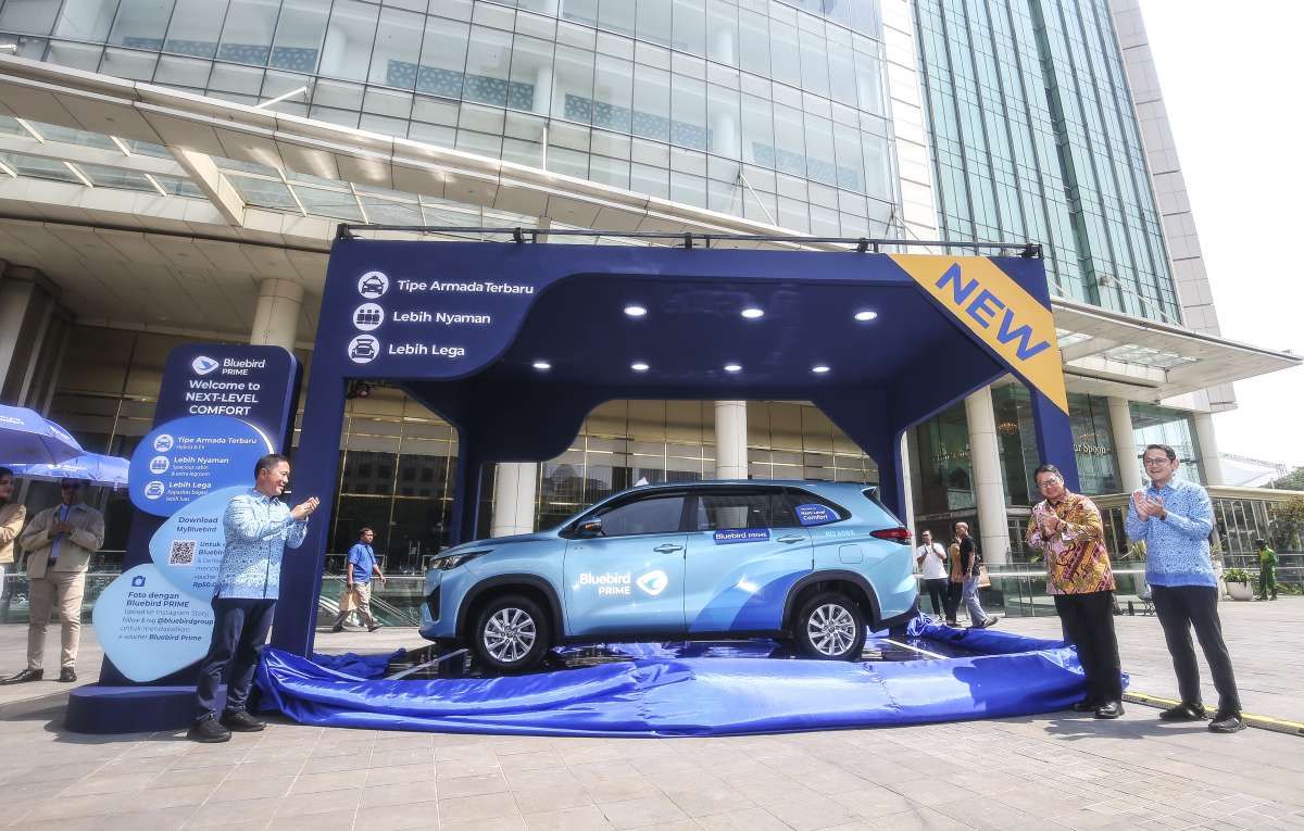 Berebut Pelanggan di Taksi Segmen Menengah