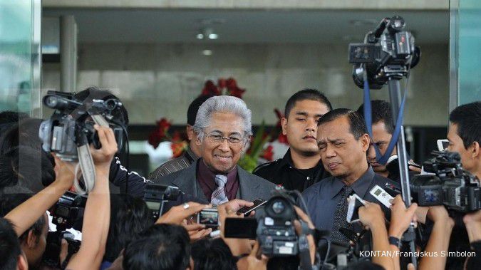Adnan Buyung: KPK tak berperikemanusiaan