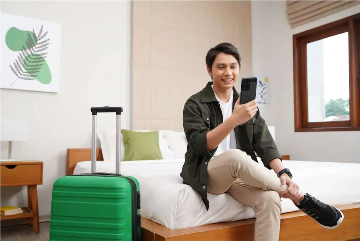 Tips Traveling saat Musim Hujan Anti Gagal Bikin Liburan Tetap Seru