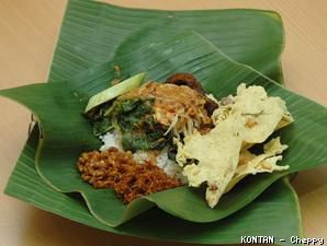 Meraup Laba dari Kenikmatan Saus Kacang