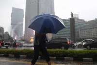 Peringatan Dini BMKG Cuaca Besok (22/10) di Jabodetabek, Hujan Lebat di Daerah Ini