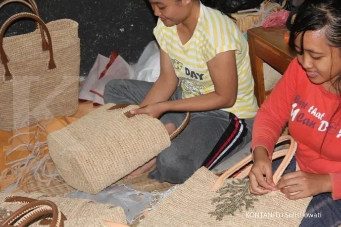 Tips Ajukan Pinjaman KTA untuk Bisnis Ibu Rumah Tangga