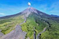Gunung Semeru Alami Erupsi 6 Kali, Letusan Abu hingga 1.000 Meter