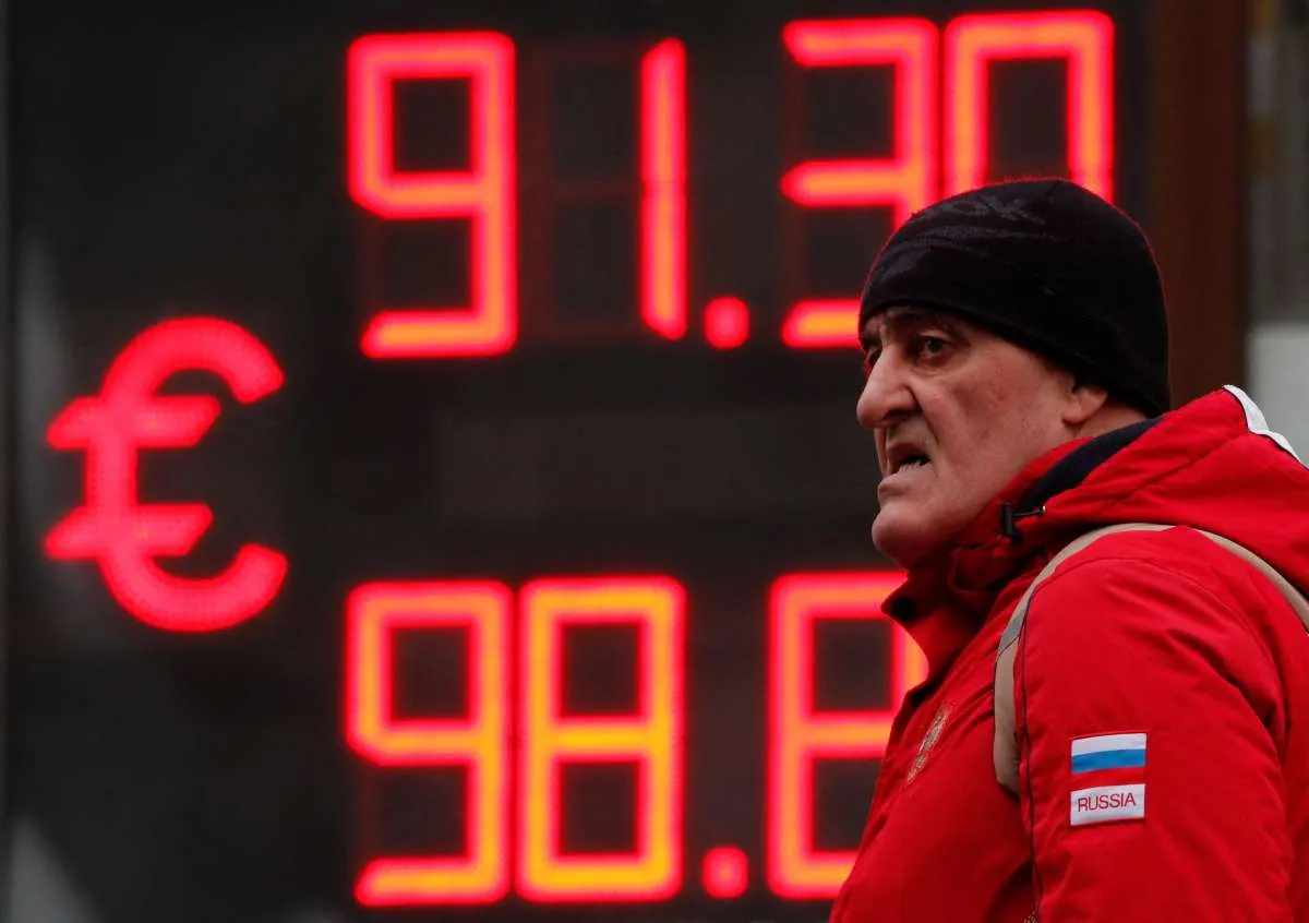 Russian Central Bank Eases FX Restrictions for Banks