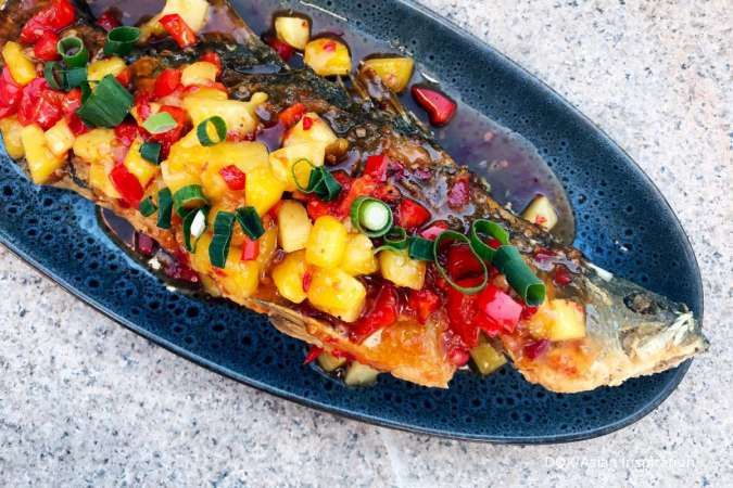 Resep Ikan Masak Nanas yang Menyegarkan Ala Restoran Seafood