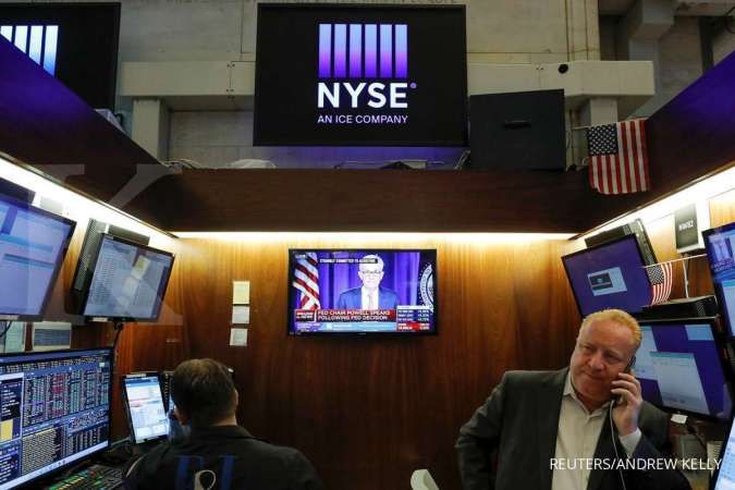 Wall Street Naik, Powell Tak Memberikan Komentar Jelas Soal Prospek Kebijakan Moneter