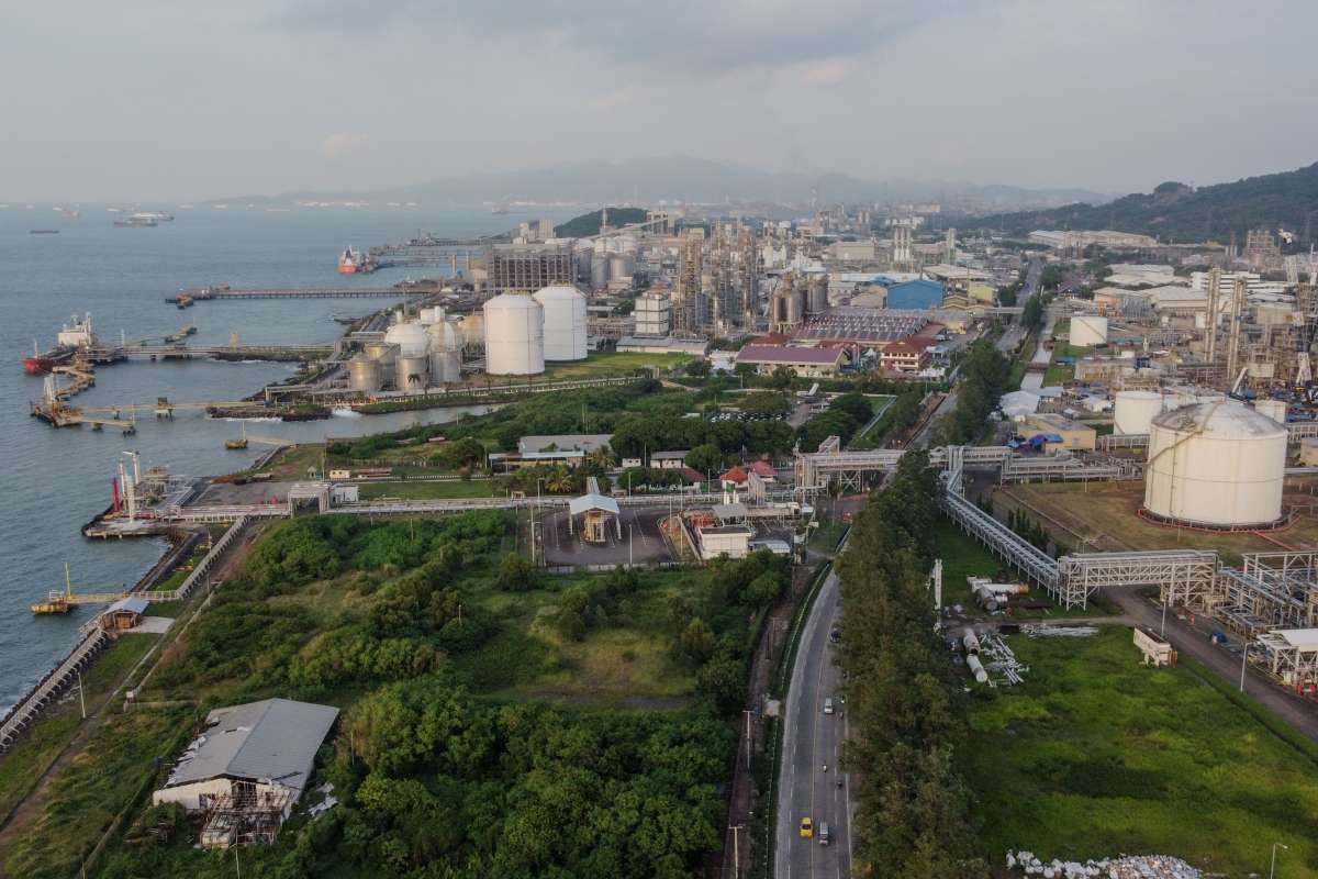 Janji Besar Investasi Asing di Dalam Negeri