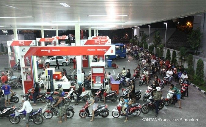 Subsidi tetap BBM, kado akhir tahun dari Jokowi-JK