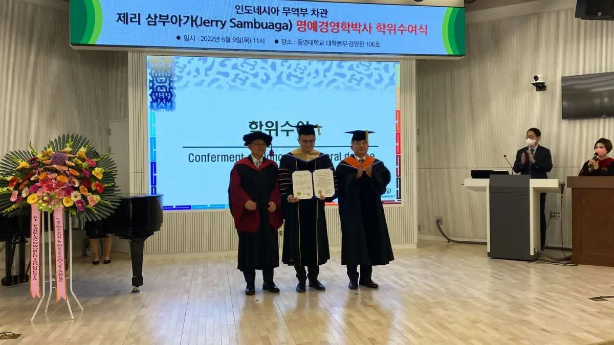 Wamendag Jerry Sambuaga Raih Gelar Doctor Honoris Causa dari Tongmyong University