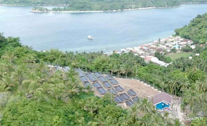 PLN Operasikan PLTS Tanamalala 176 kWp di Pulau Bembe Sulsel