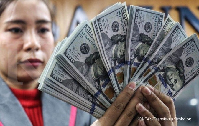 On the spot market, rupiah weakened to Rp 14,733 per US dollar