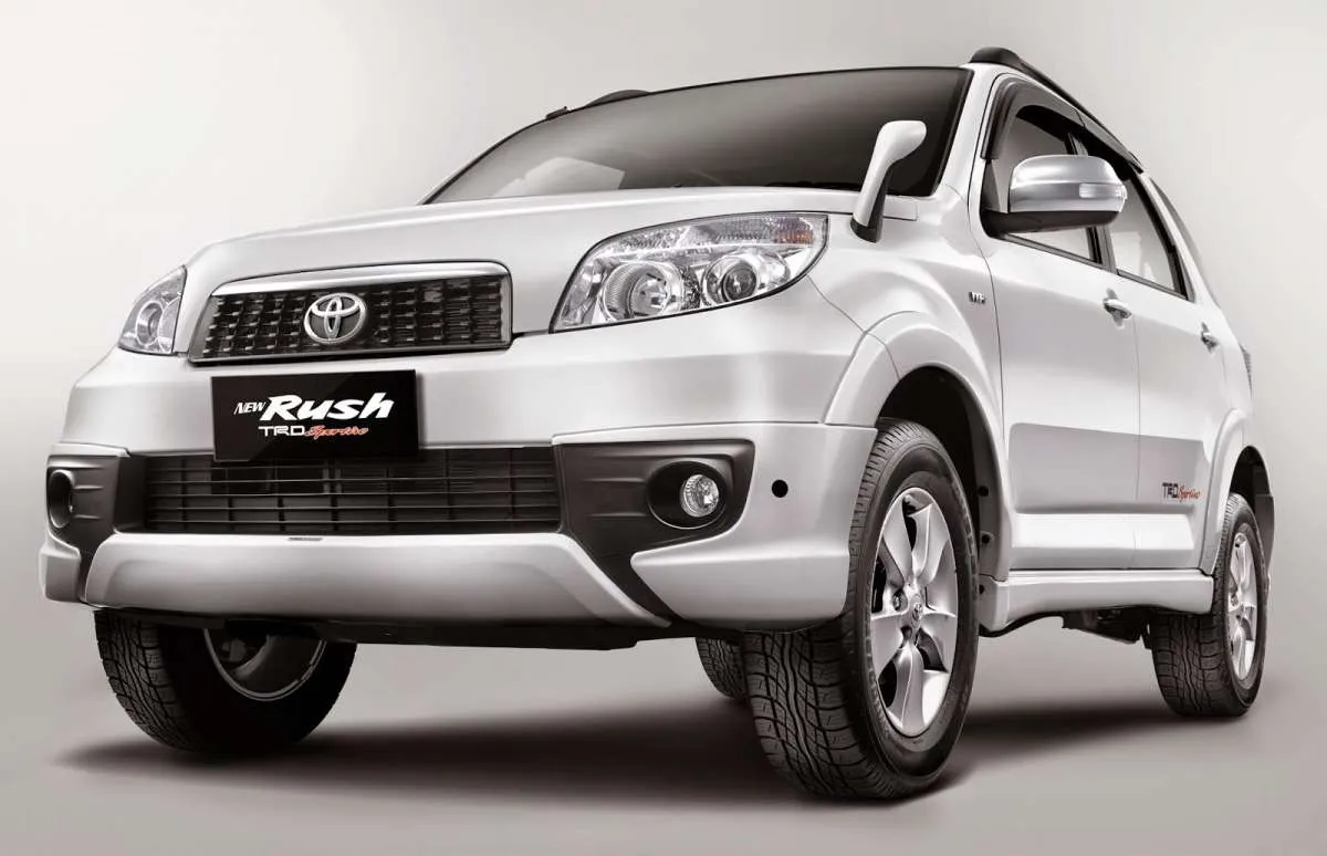 Intip harga mobil bekas Toyota Rush varian facelift, murah meriah per Mei 2021