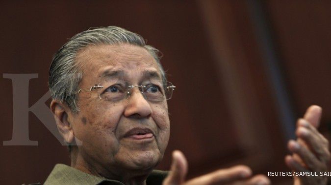 Mahathir Mohammad mundur dari Petronas