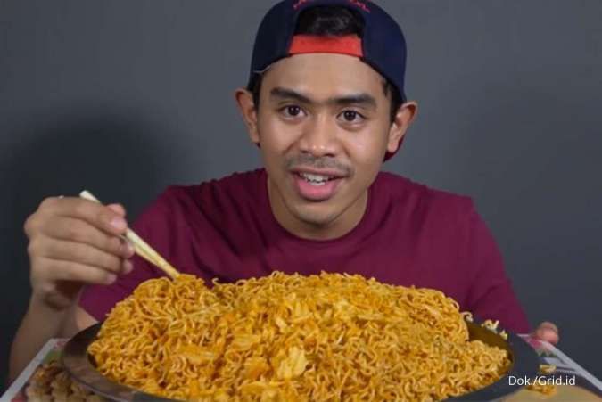 Bikin Ngiler! Ini Rekomendasi 4 Food Vlogger Mukbang di Youtube