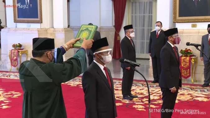 Jokowi lantik Bahlil Lahadalia sebagai menteri investasi