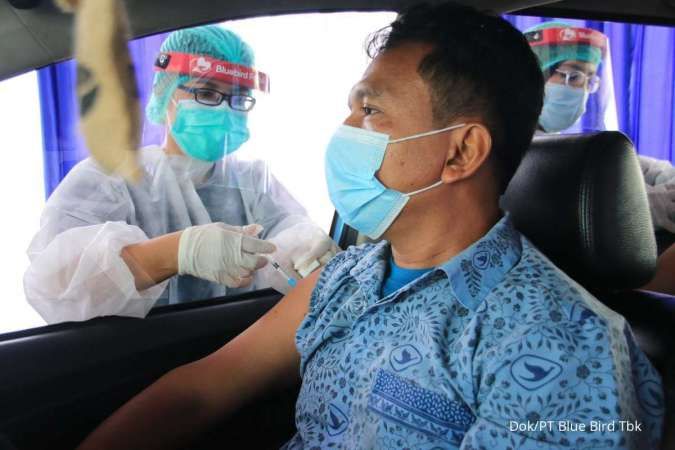 Partisipasi Vaksinasi Menuju 100 Persen, Bluebird Group Bali & Lombok Siap Dukung Pemulihan Sektor Pariwisata