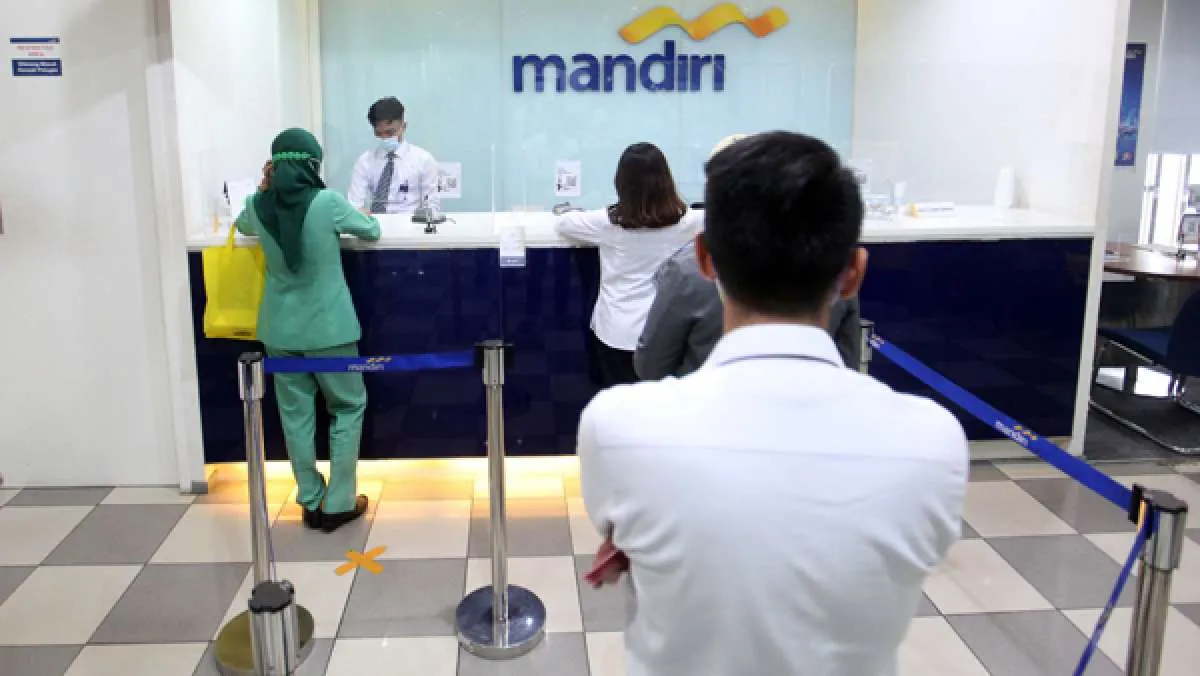 Periksa Tingkat Kurs Dollar-Rupiah di Bank Mandiri Jelang Tengah Hari Selasa (25/2)