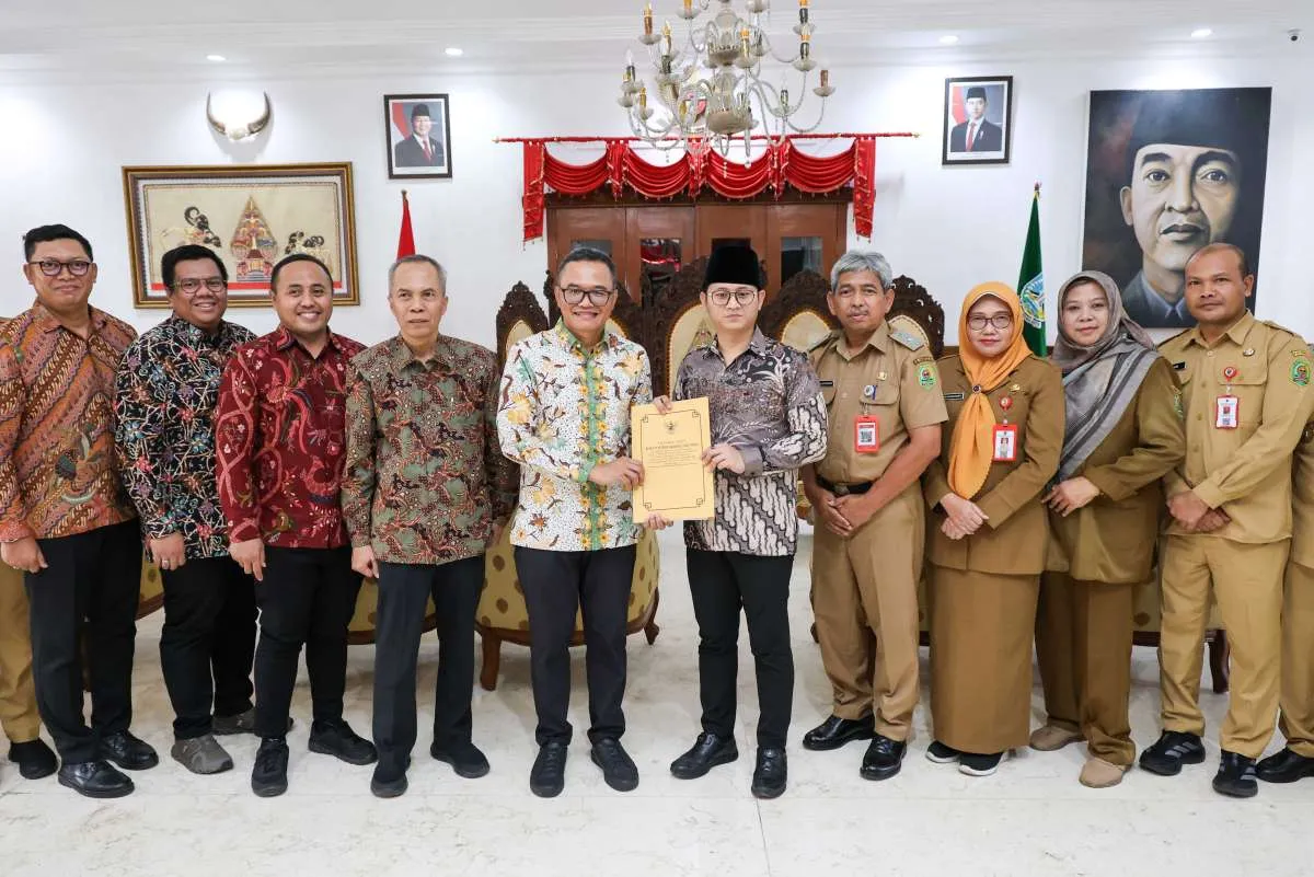 PT SMI Salurkan Pembiayaan Rp 70 Miliar kepada Pemerintah Kabupaten Trenggalek