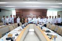 Tingkatkan Potensi Zakat, BAZNAS RI Serahkan SK UPZ Kementerian Pekerjaan Umum