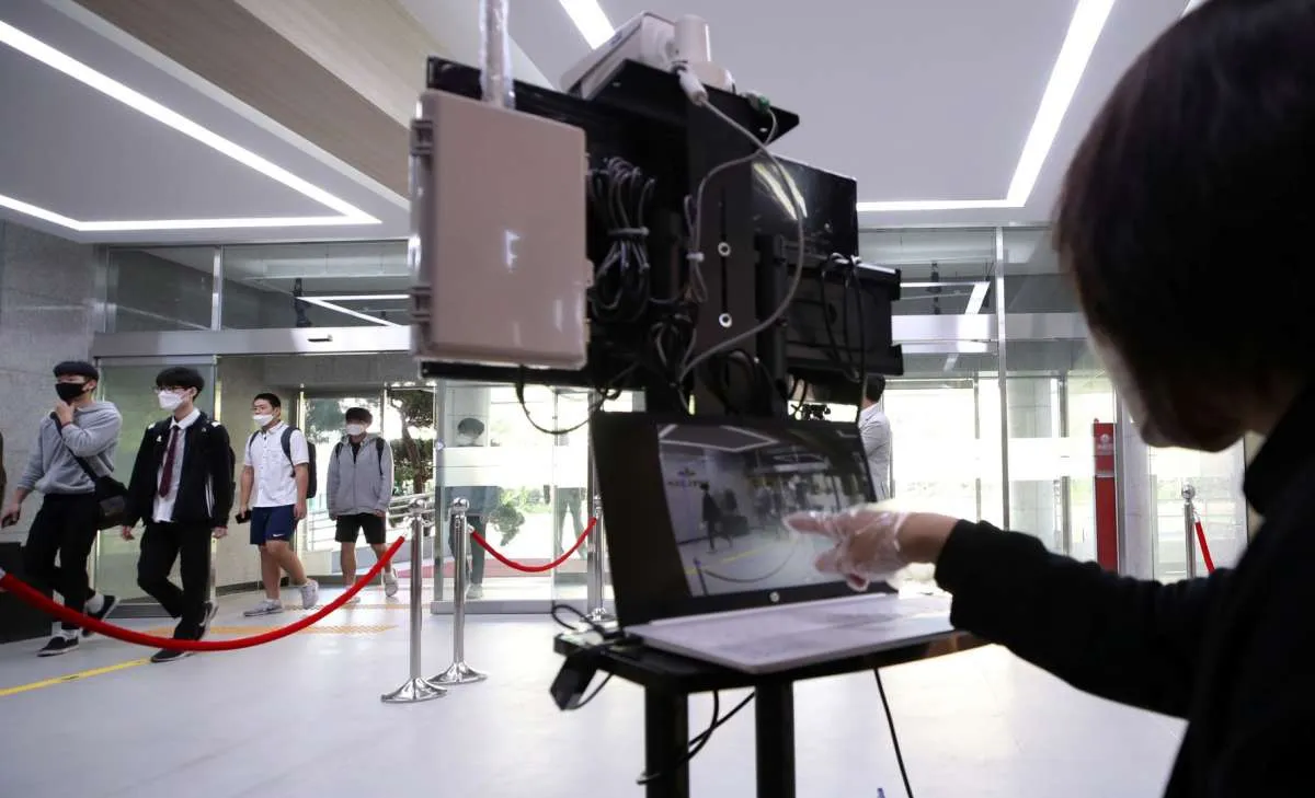 Sekolah tutup, Korea Selatan menuju penguncian untuk perangi corona?