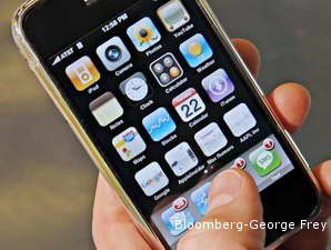 IPhone 3GS Tak Akan Menggerus Pasar BlackBerry