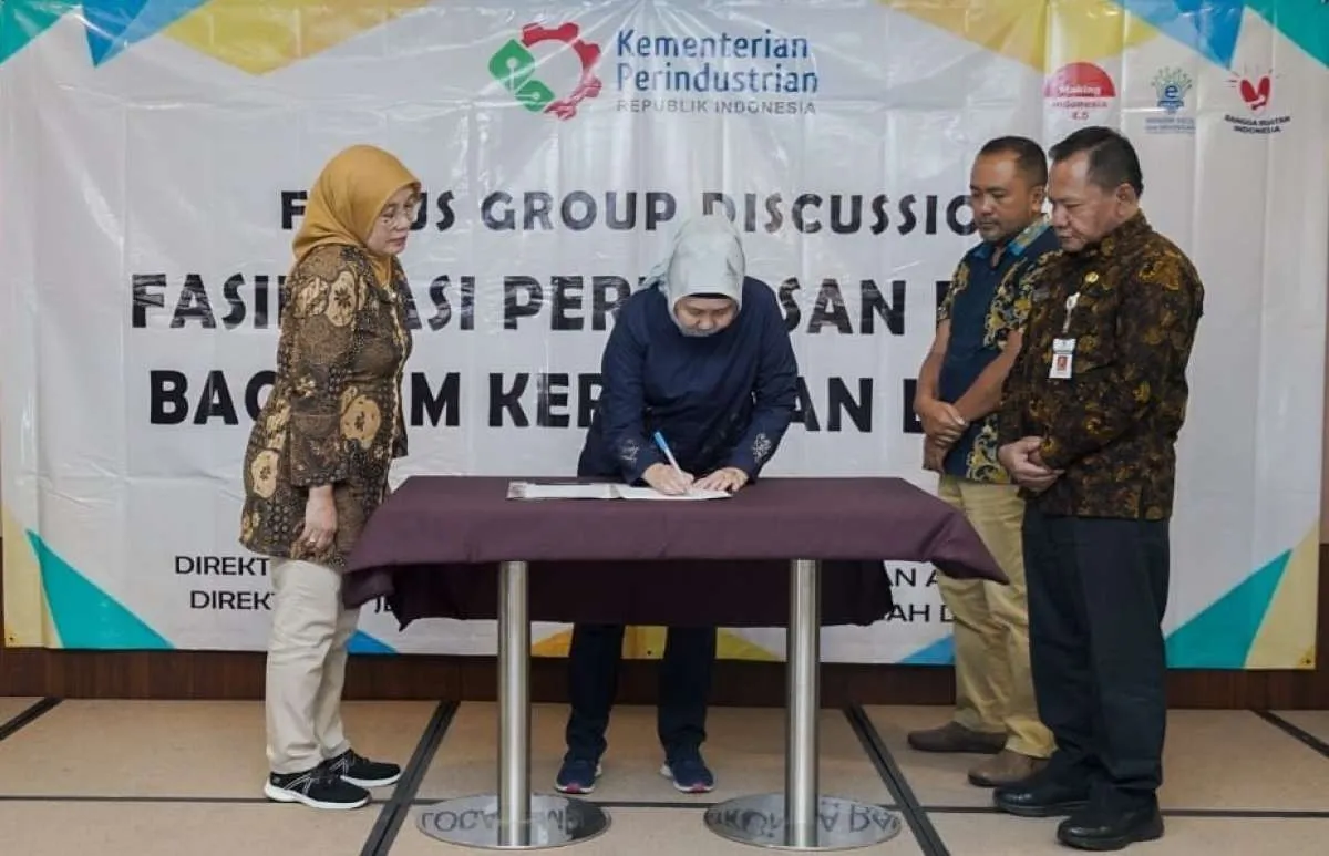 Kemenperin Pacu Kapasitas dan Perluasan Pasar IKM Kerajinan Logam Tumang