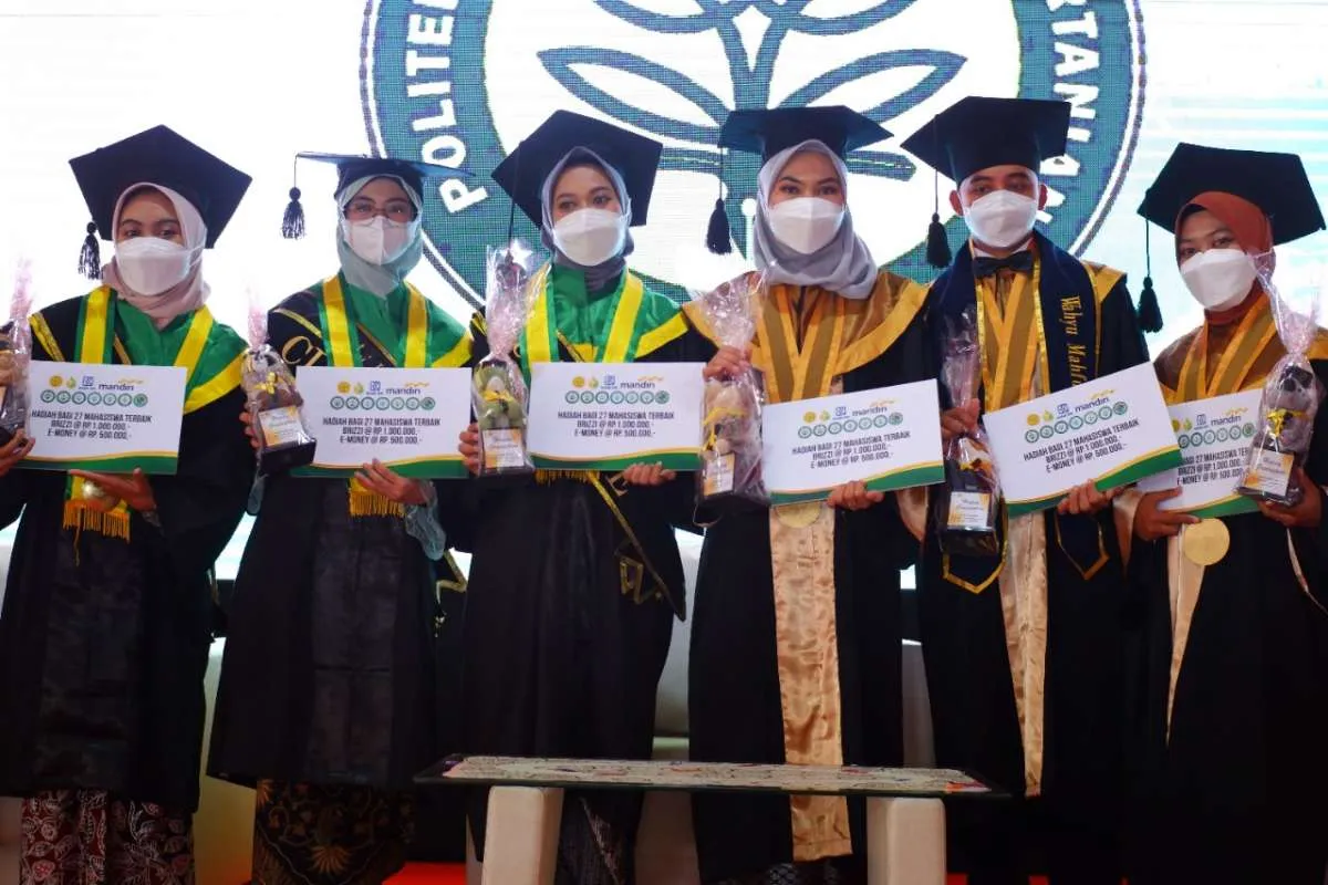 Raih IPK 3,97 Wisudawan Polbangtan Yogyakarta Magelang Jadi Lulusan Terbaik Kementan