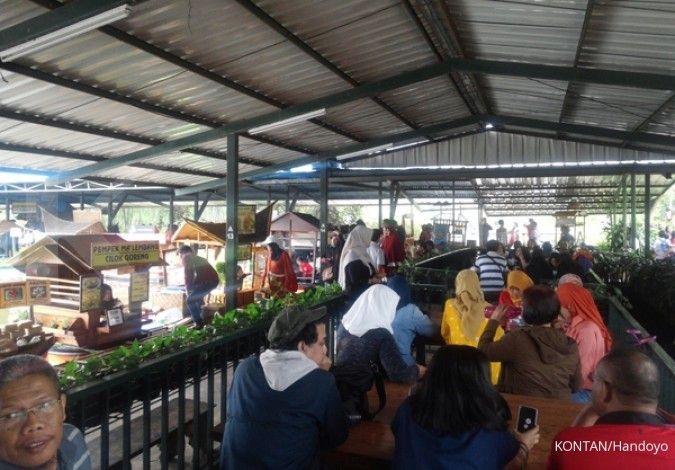 Pasar terapung juga ada di Lembang