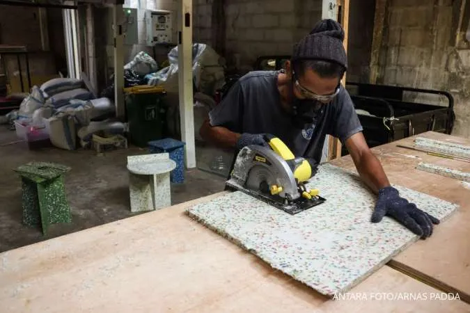 Ini Cara Menghasilkan Uang dari Sampah 