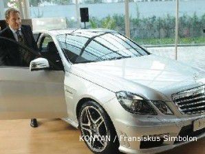 Mercedes-Benz mencetak rekor dengan penjualan tumbuh 10% di semester I 2011 