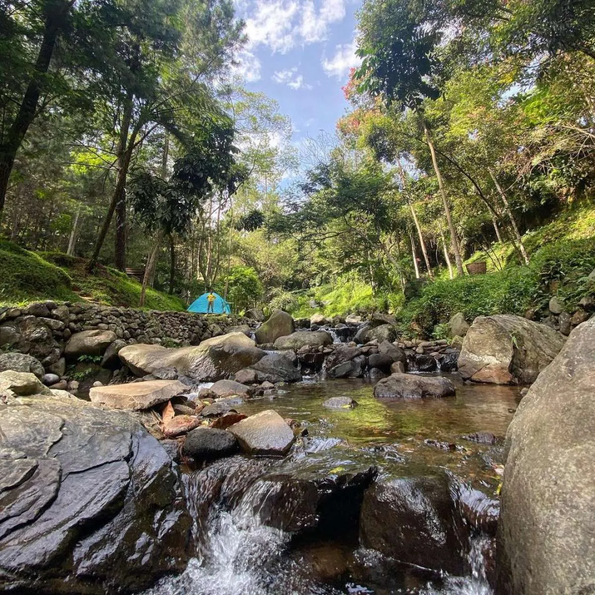 Wisata Alam Capolaga, rekomendasi tempat liburan di Subang 