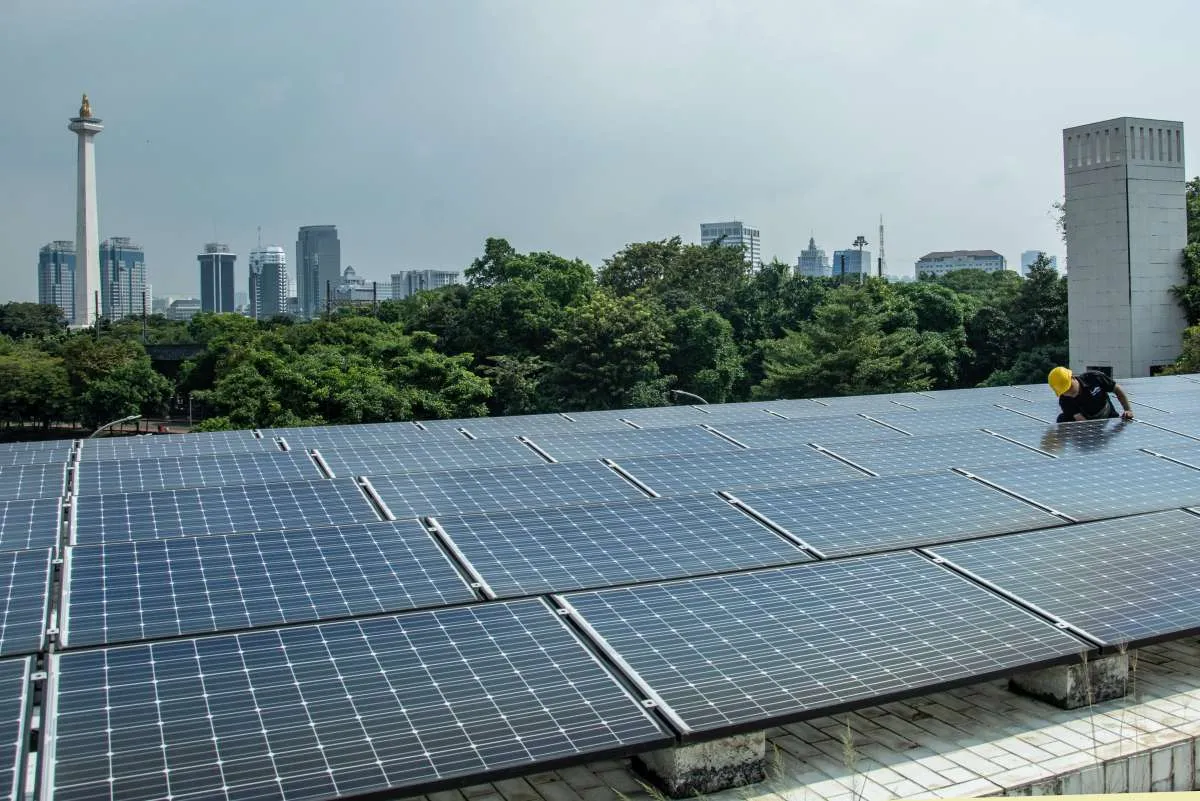 Kementerian ESDM Percepat Regulasi dan Infrastruktur untuk Proyek PLTS 100 GW