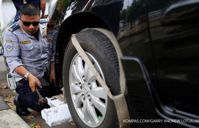 Di DKI Jakarta pemilik mobil wajib punya garasi