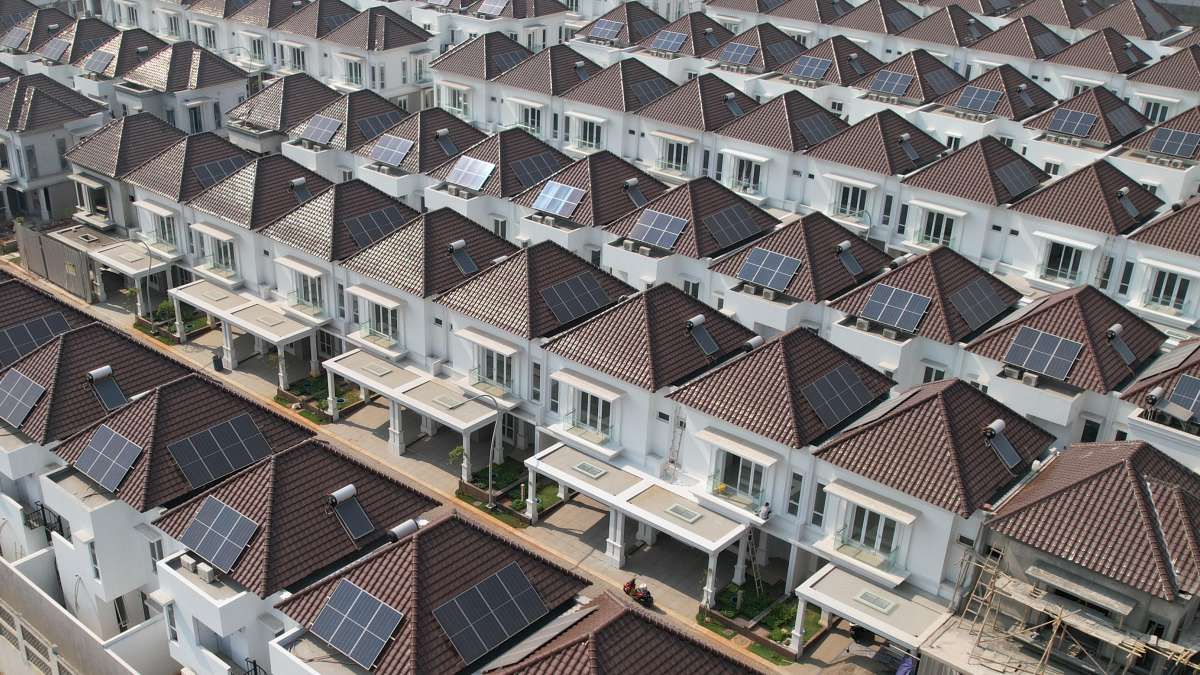 Insentif Penghapusan Biaya Kapasitas PLTS Atap