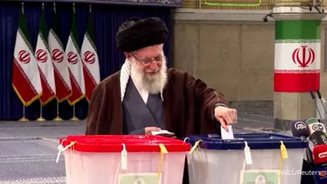 Moderate Pezeshkian Wins Iran Presidential Election, Urges People to Stick With Him