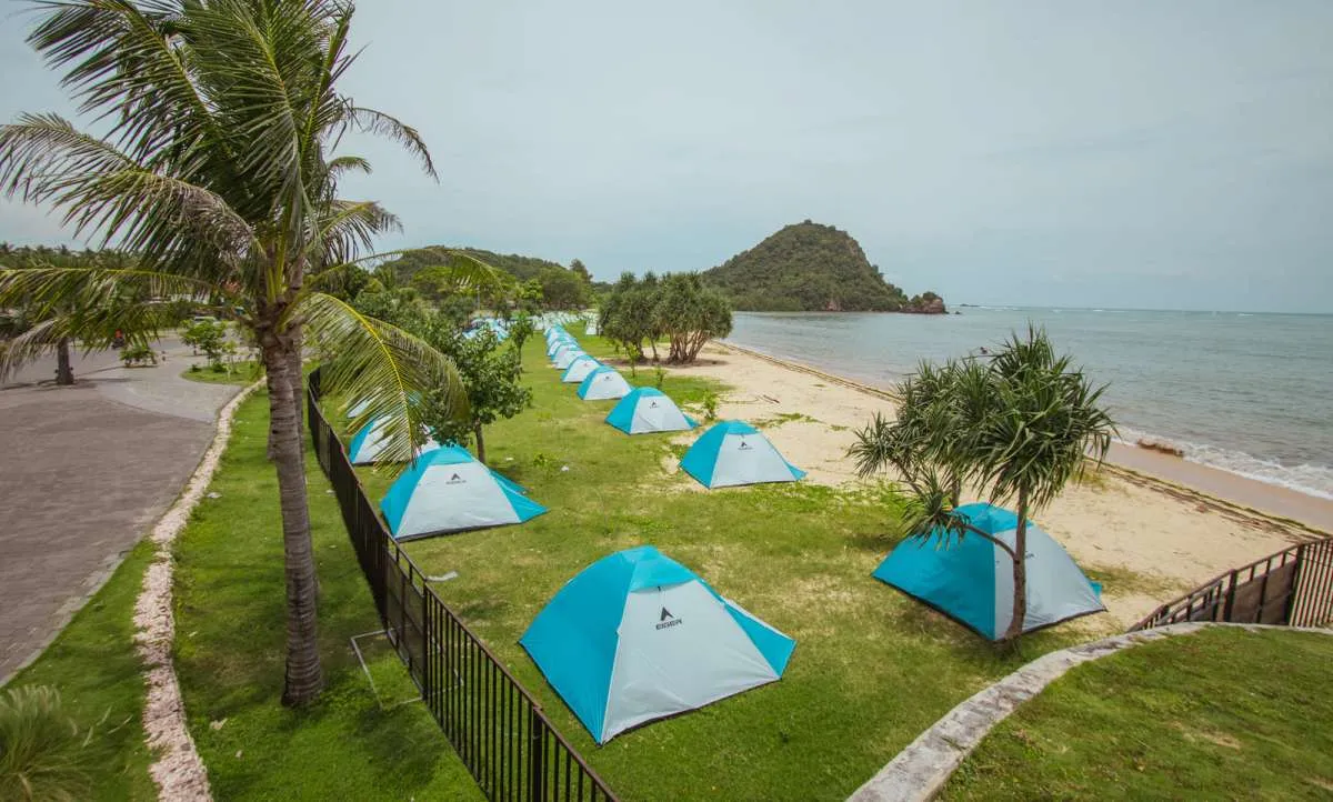 Gandeng EIGER, Bobobox Kembangkan Fasilitas Campsite di Mandalika