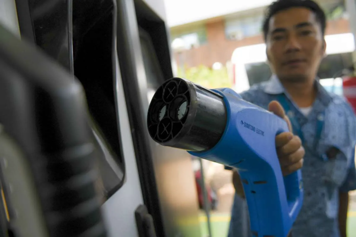 Terbitnya PPnBM kendaraan listrik dinilai bisa jadi stimulus investasi dalam negeri
