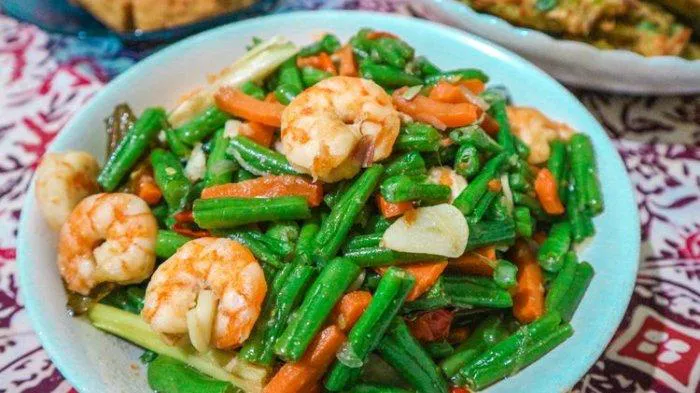 Tumis Kacang Panjang Udang Jamur