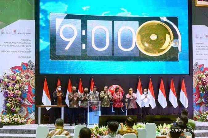 Presiden Jokowi Membuka Perdagangan BEI 2022, IHSG naik ke 6.638