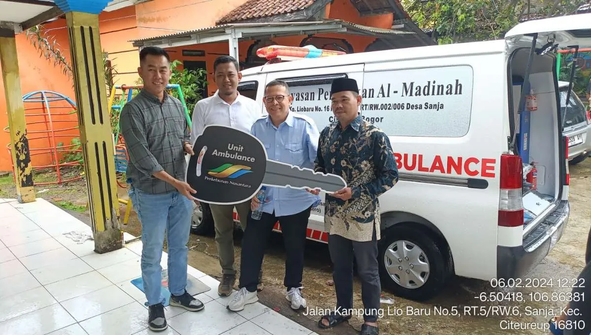 PT Perkebunan Nusantara III (Persero) Berikan Bantuan 1 Unit Ambulans 