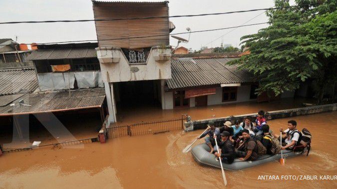 Atasi banjir, Jokowi ajak warga kerja bakti