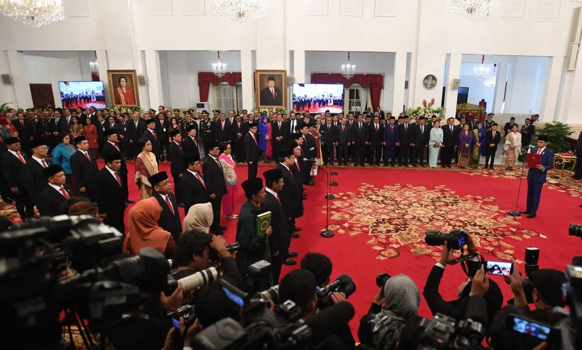 Sidang kabinet paripurna pertama, Jokowi: Tak ada yang namanya visi-misi menteri!