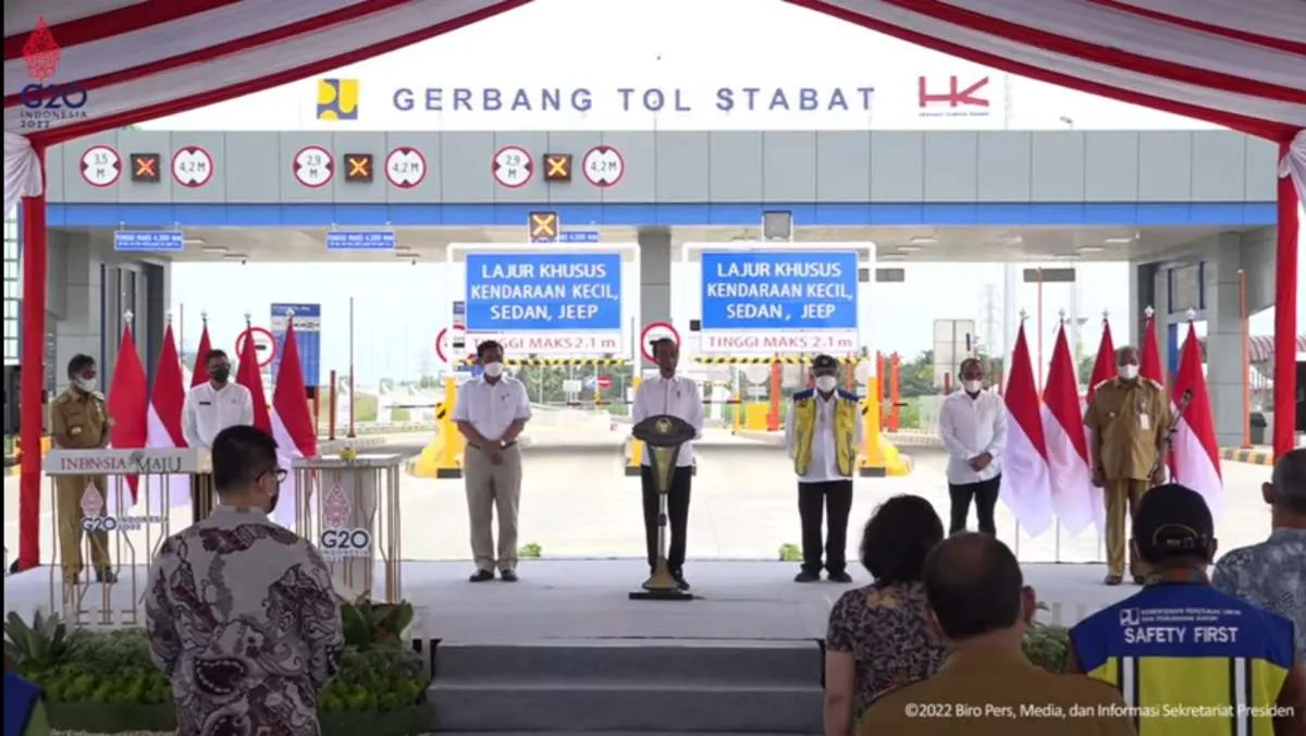 Resmikan Tol Binjai-Stabat, Jokowi: Infrastruktur Bukan Semata Pembangunan Fisik