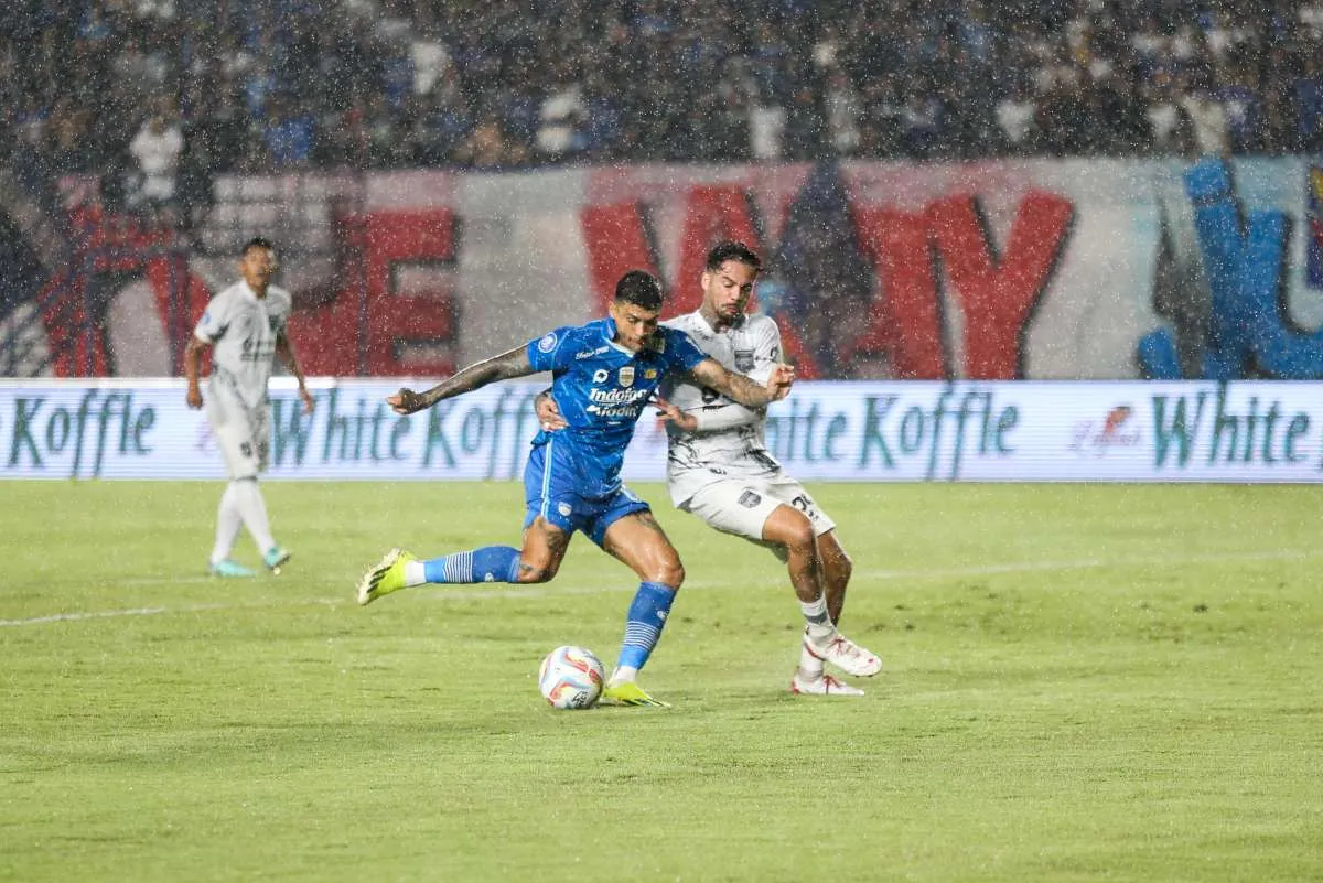 Link Live Streaming Persib Bandung vs PSBS Biak di Liga 1 2024-2025 