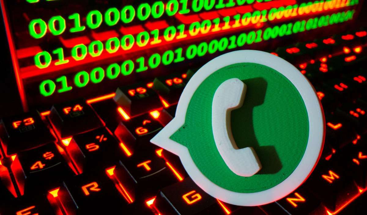 Russia Fines WhatsApp, Others Over Data Storage Violations